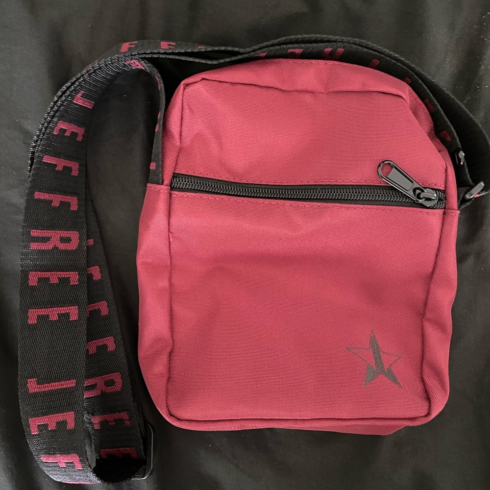 COPY - Jeffree Star Crossbody Bag